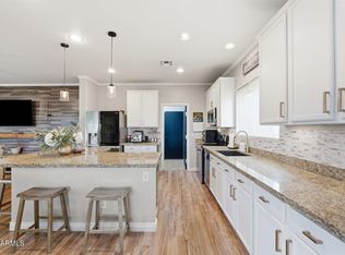 4513 E Whitehall Dr, San Tan Valley, AZ 85140