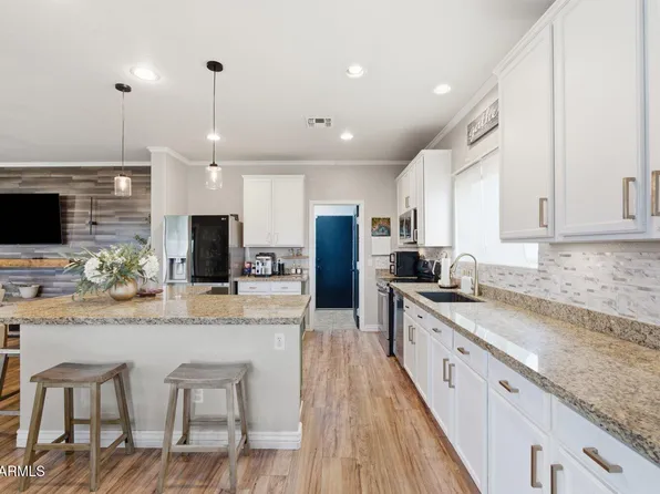 4513 E WHITEHALL Drive, San Tan Valley, AZ 85140