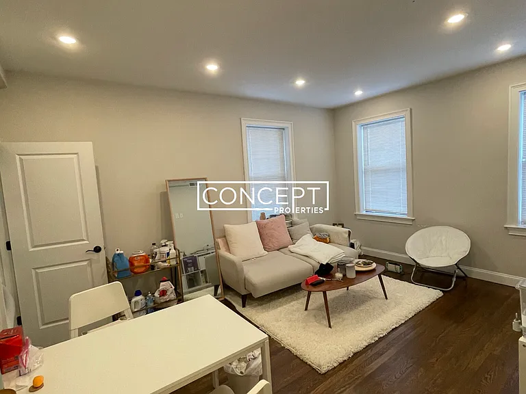 2017 Commonwealth Ave #4A — Photo 10