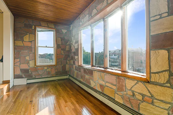 Rented by Compass | media 1