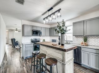 2908 Meadow Bluff Dr, Wylie, TX 75098