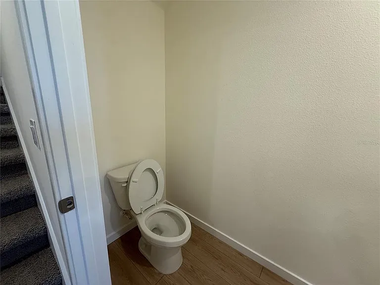 599 Preston Cove Dr — Photo 17