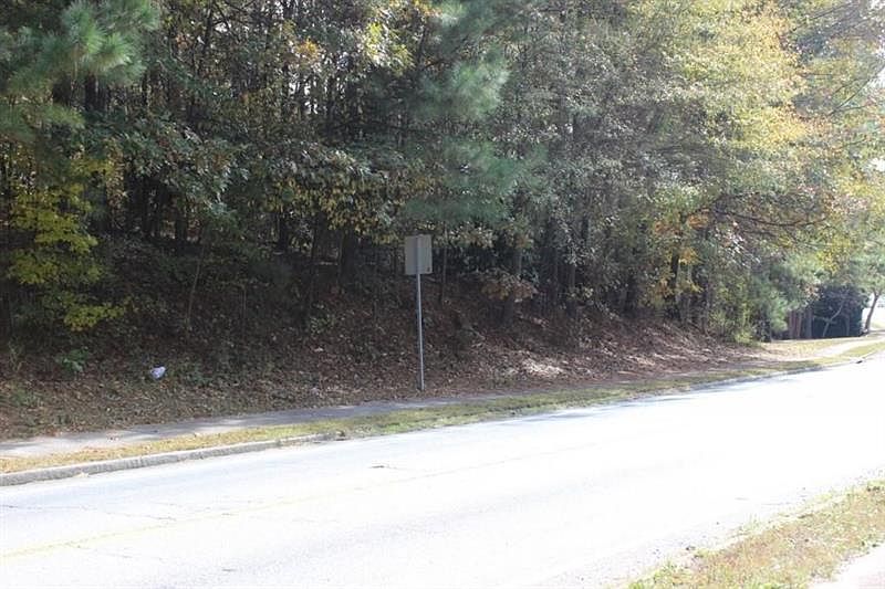 2nd image of 2916 Bethany Church Rd #B