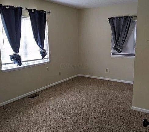 4th image of 8324 Brock Rd