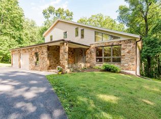 1164 Day Rd, Sykesville, MD 21784