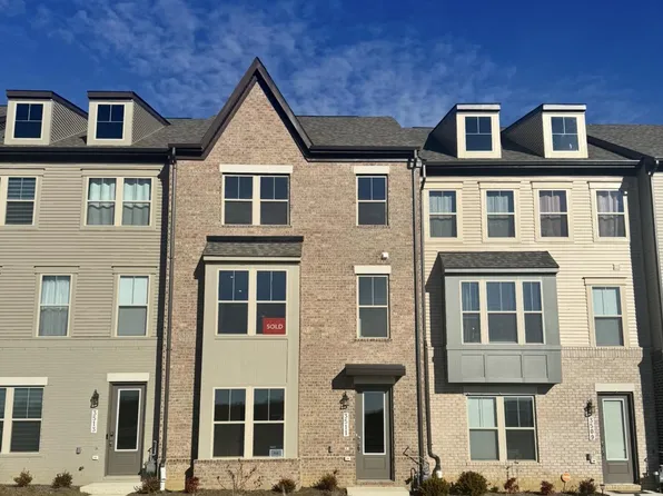 3511 Saint Robin Ln, Bowie, MD 20716