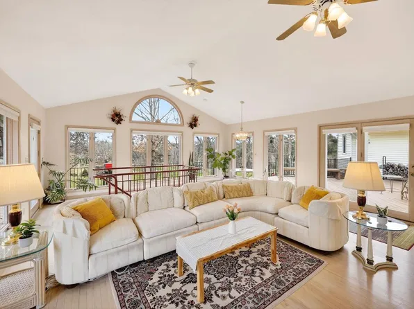 3506 Greendale Court, Janesville, WI 53546