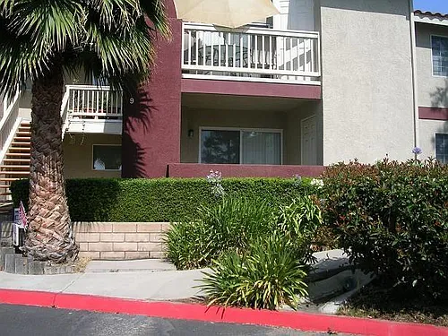 42140 Lyndie Ln Photo 1