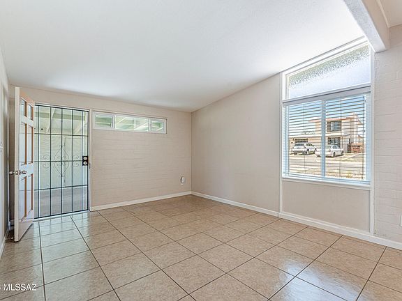 3rd image of 107 S Avenue A