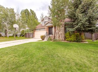 1376 E Valley Ridge Dr, Sandy, UT 84093
