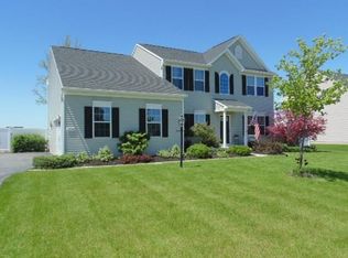 1770 Spartan Dr, Farmington, NY 14425