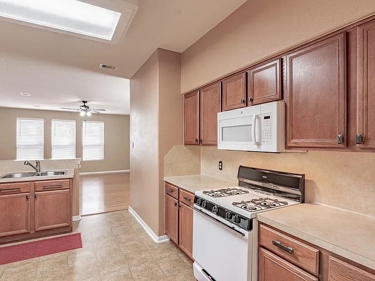 22626 Goss Spring Ct — Photo 11