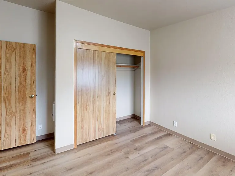 1332 SW Sage Dr #B — Photo 5