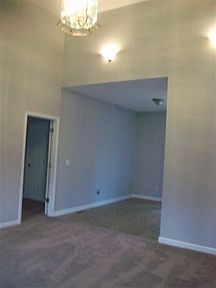 3rd image of 125 Shanel Dr