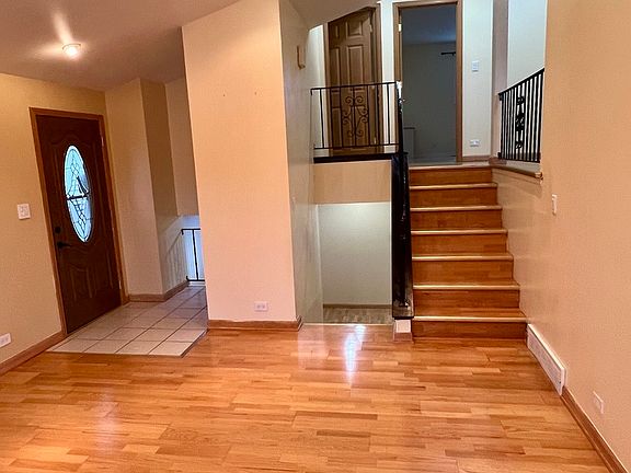 4th image of 845 Beau Dr