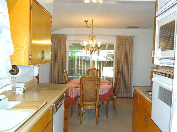 4th image of 5440 Burr Oak Way
