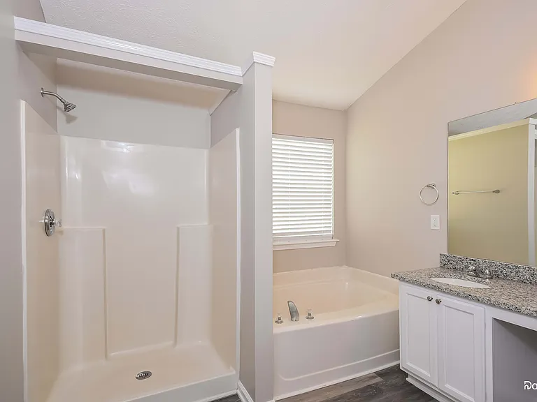 12 Hitchcock Sta — Photo 10