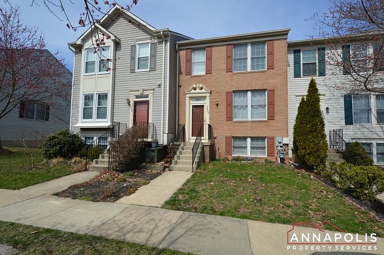 1st image of 8606 Pine Meadows Dr