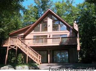 665 Lakeview Ct, Lake Ariel, PA 18436