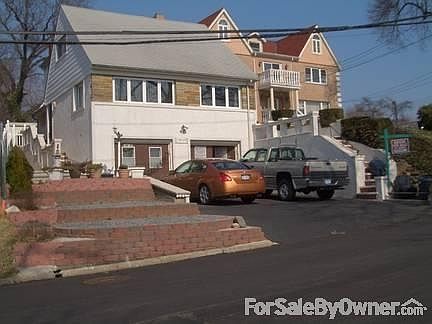 1st image of 19849 Dunton Ave