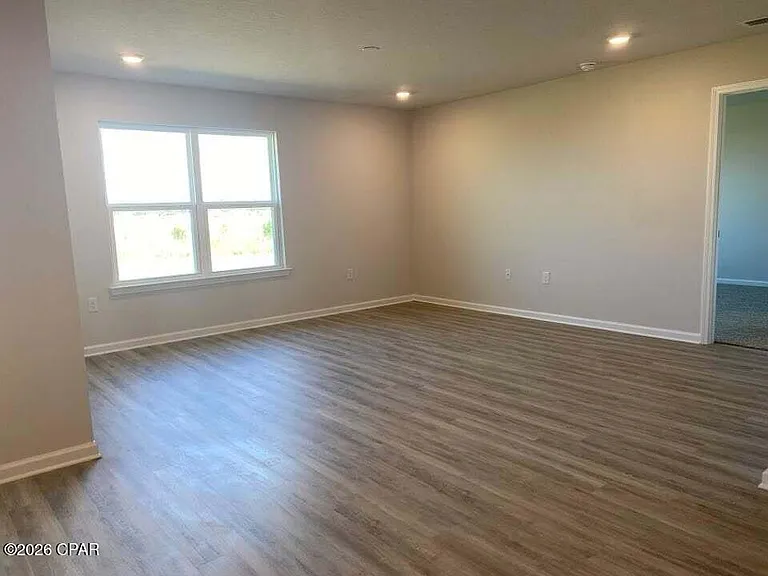 4960 Shurer Ln — Photo 10