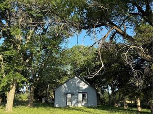 3478 Louisiana Rd, Ottawa, KS 66067