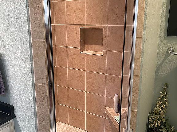 2nd image of 2924 Loma Linda Ln
