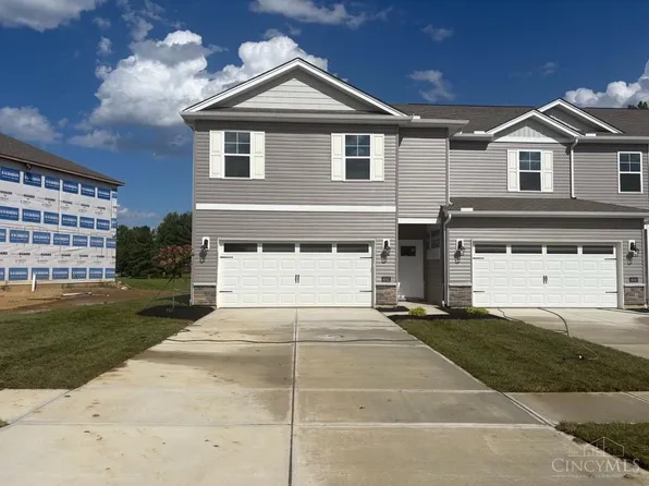 4042 Willow Grove Dr, Amelia, OH 45102