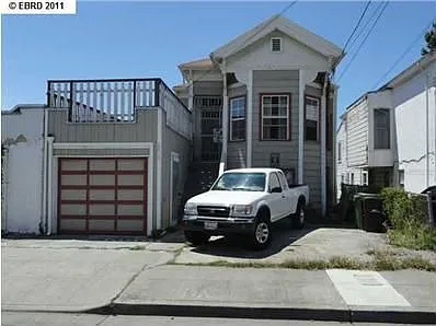150 Lake Ave photo 1