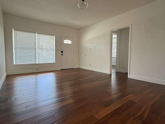 4th image of 784 NE 81st Street