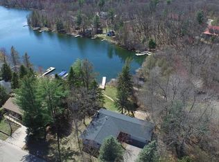 N3039 Otter Dr, Waupaca, WI 54981