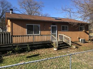 223 E Midland Dr, Round Lake Park, IL 60073