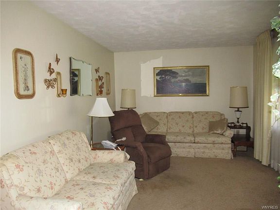 2nd image of 1271 Moll St