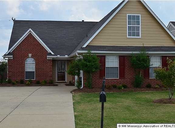 2nd image of 1436 E Lake Blvd