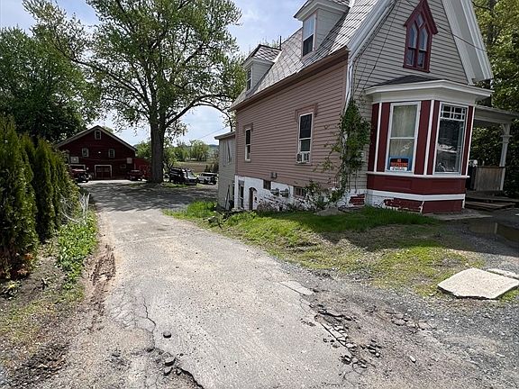 2nd image of 351 Bridge St
