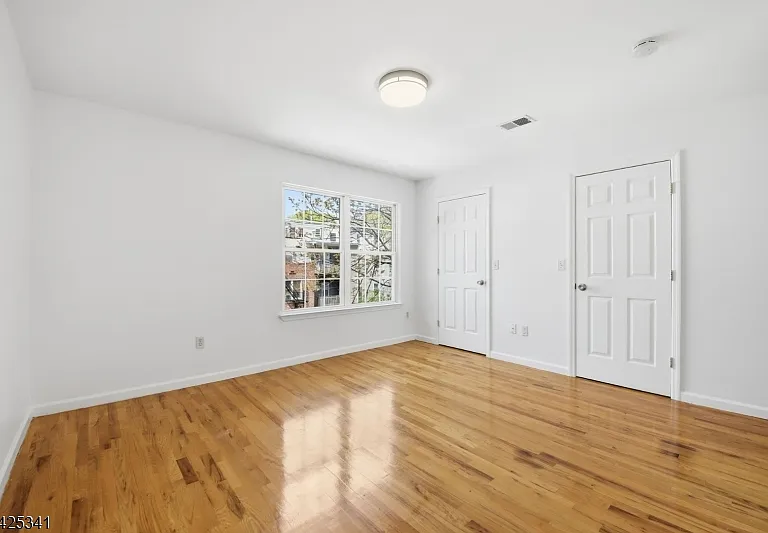 20 Wakeman Ave — Photo 11
