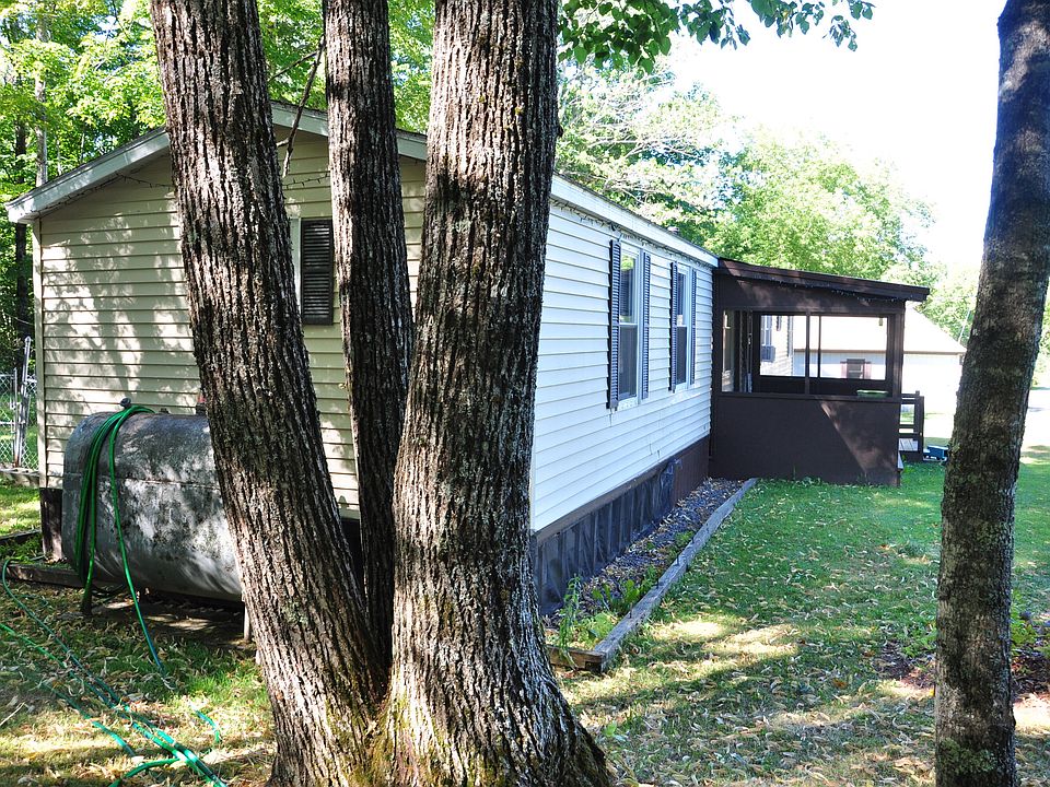 1st image of 83 Charleston Road