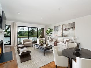 15 River Rd UNIT 220, Greenwich, CT 06807