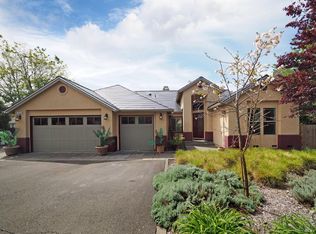 1938 William Dr, Penngrove, CA 94951