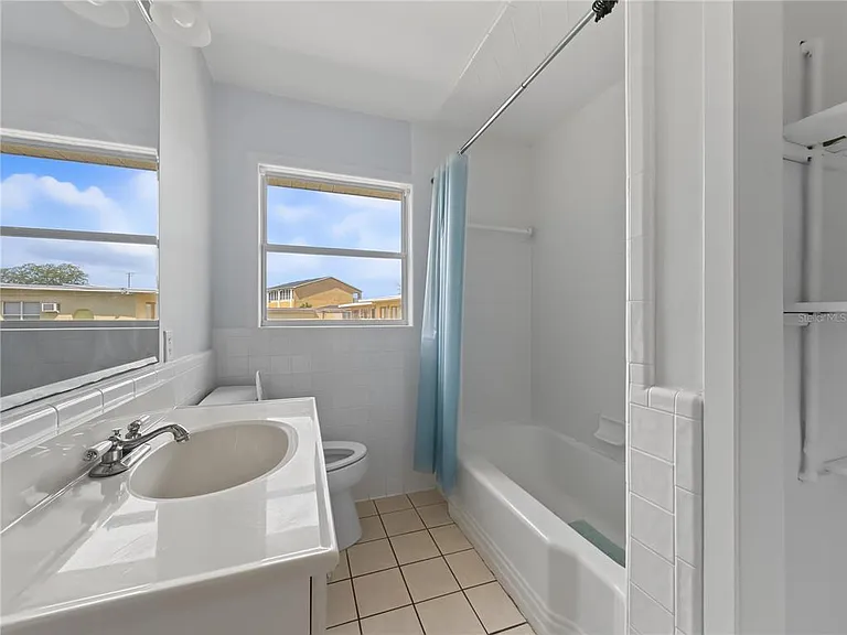 125 Lake Roy Dr — Photo 33