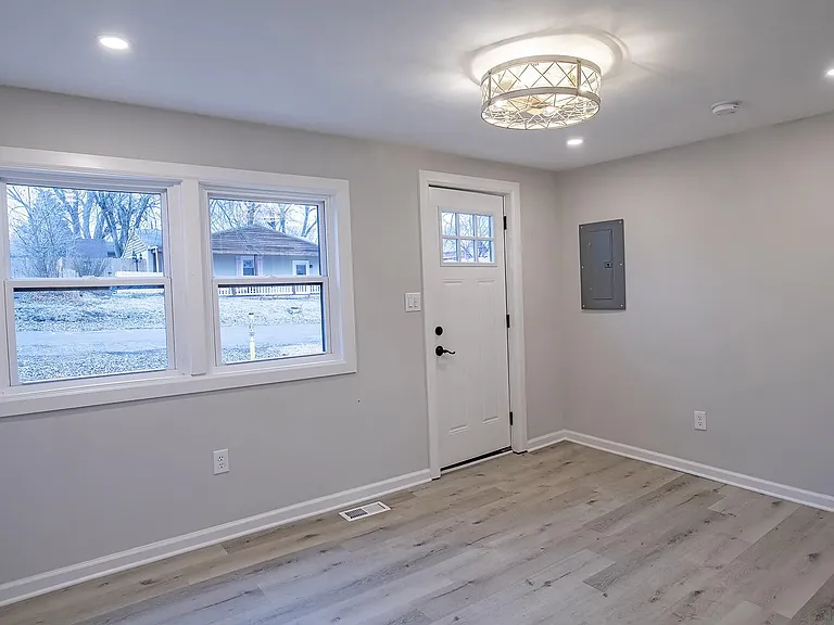 1020 Ash St #1020 — Photo 5
