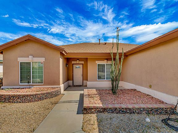 2nd image of 3074 Bariloche Dr