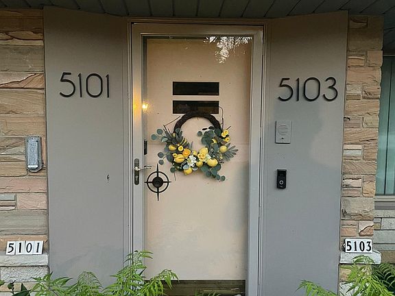 3rd image of 5101 W Jackson Park Dr