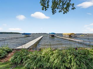 2706 Waunona Way, Madison, WI 53713