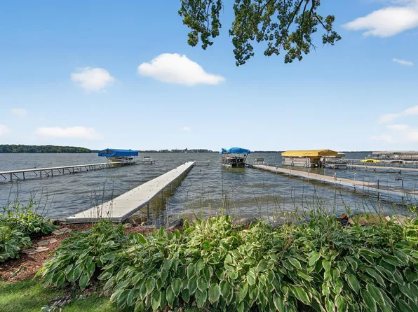 2706 Waunona Way, Madison, WI 53713