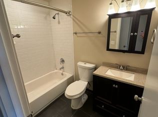 421 SW 154th St #205, Seattle, WA 98166