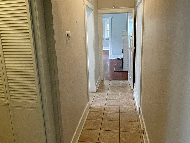 4616 - 4618 Toulouse Street — Photo 12