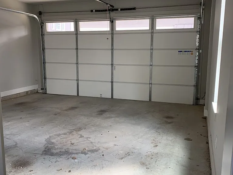 456 Parkway Dr #9 — Photo 35