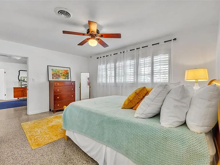 1850 Whitehall Dr — Photo 18