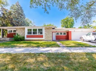 18244 Aberdeen St, Homewood, IL 60430